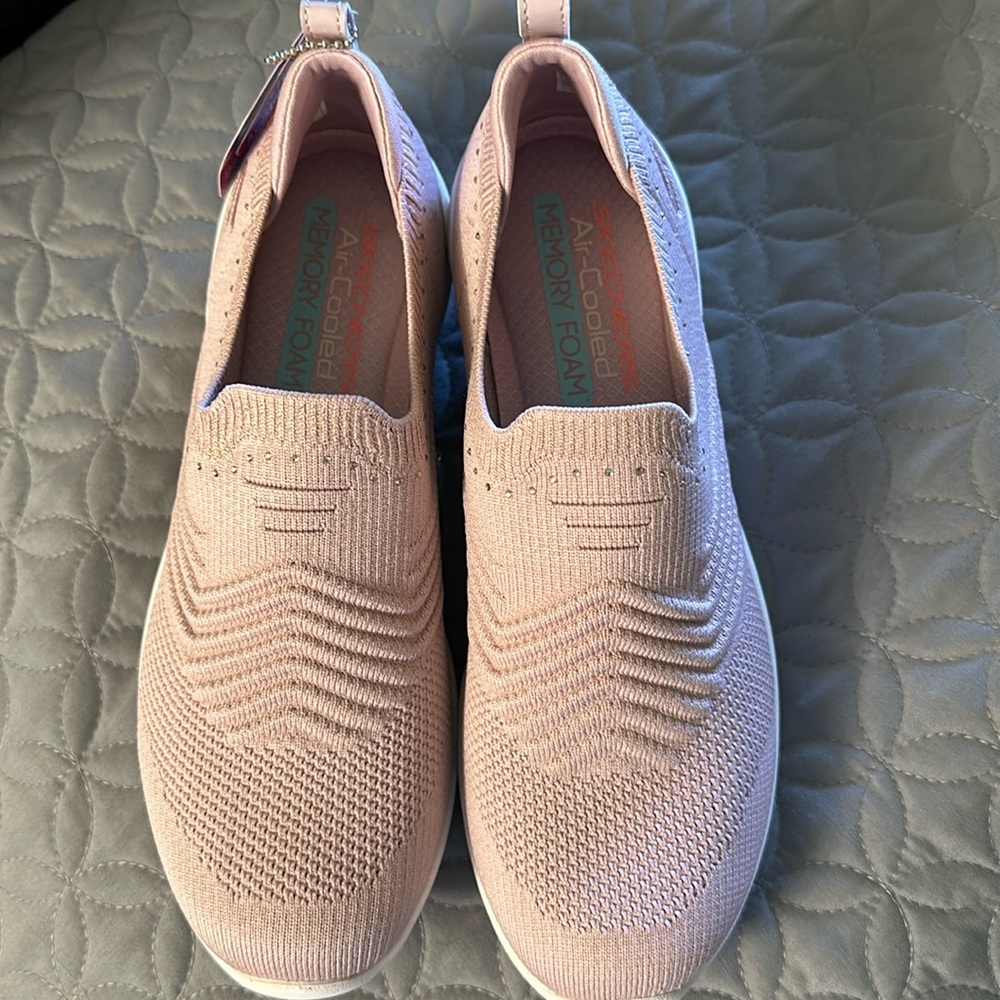 Skechers air-cooled memory foam